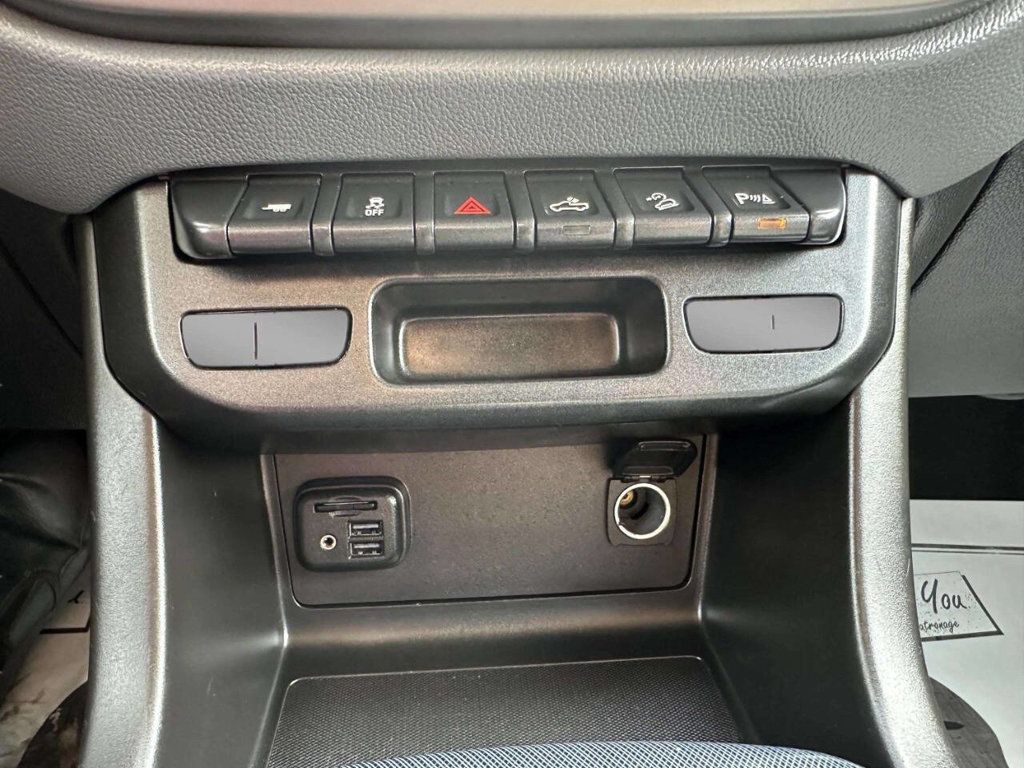 2019 Chevrolet Colorado Z71 4x4 4dr Crew Cab 5 ft. SB - 23035091 - 31