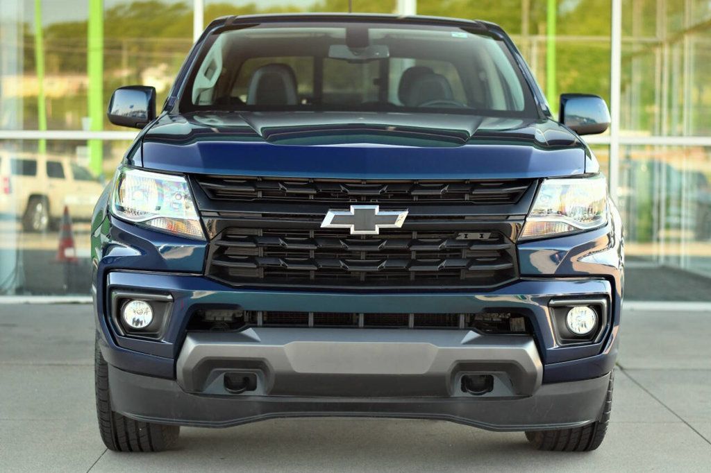 2019 Chevrolet Colorado Z71 photo 2