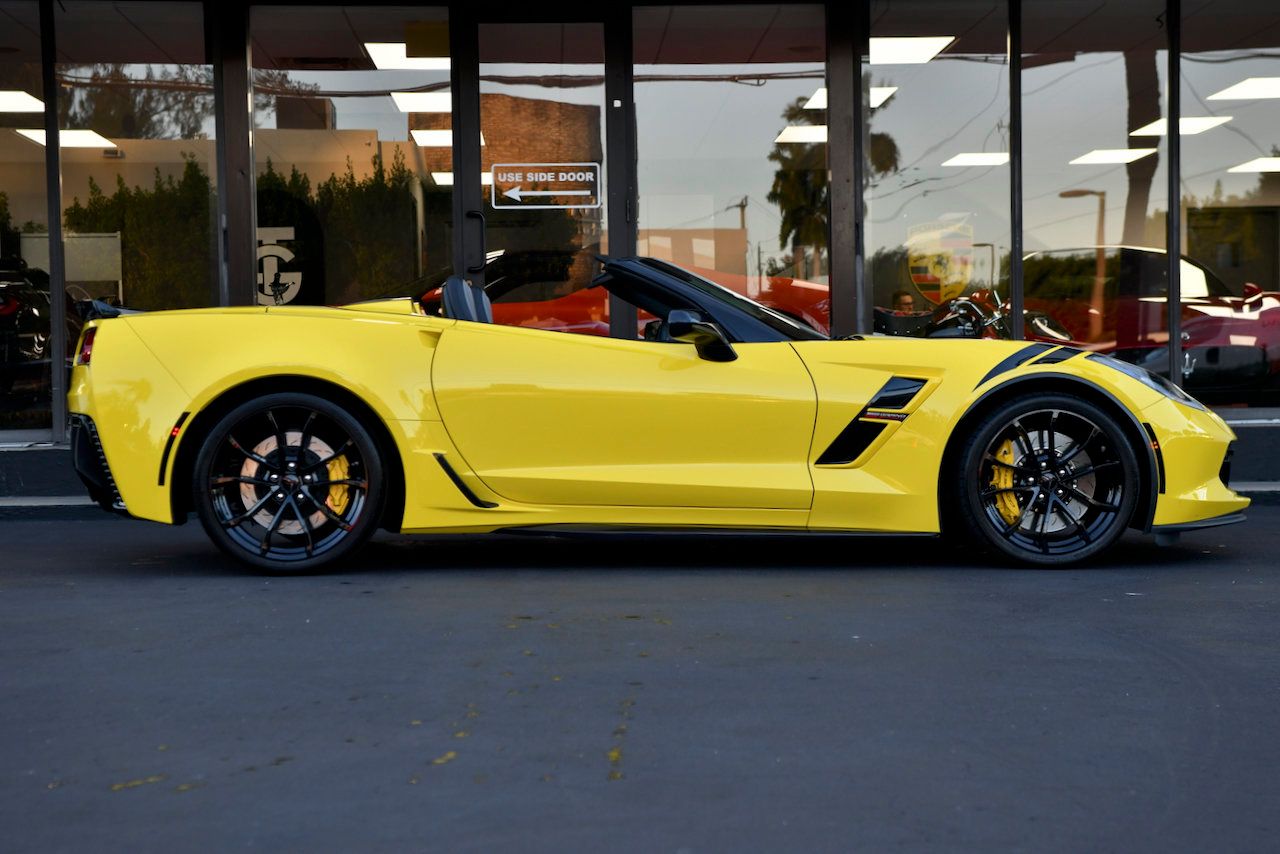 2019 Chevrolet Corvette Grand Sport Convertible 2LT photo 17