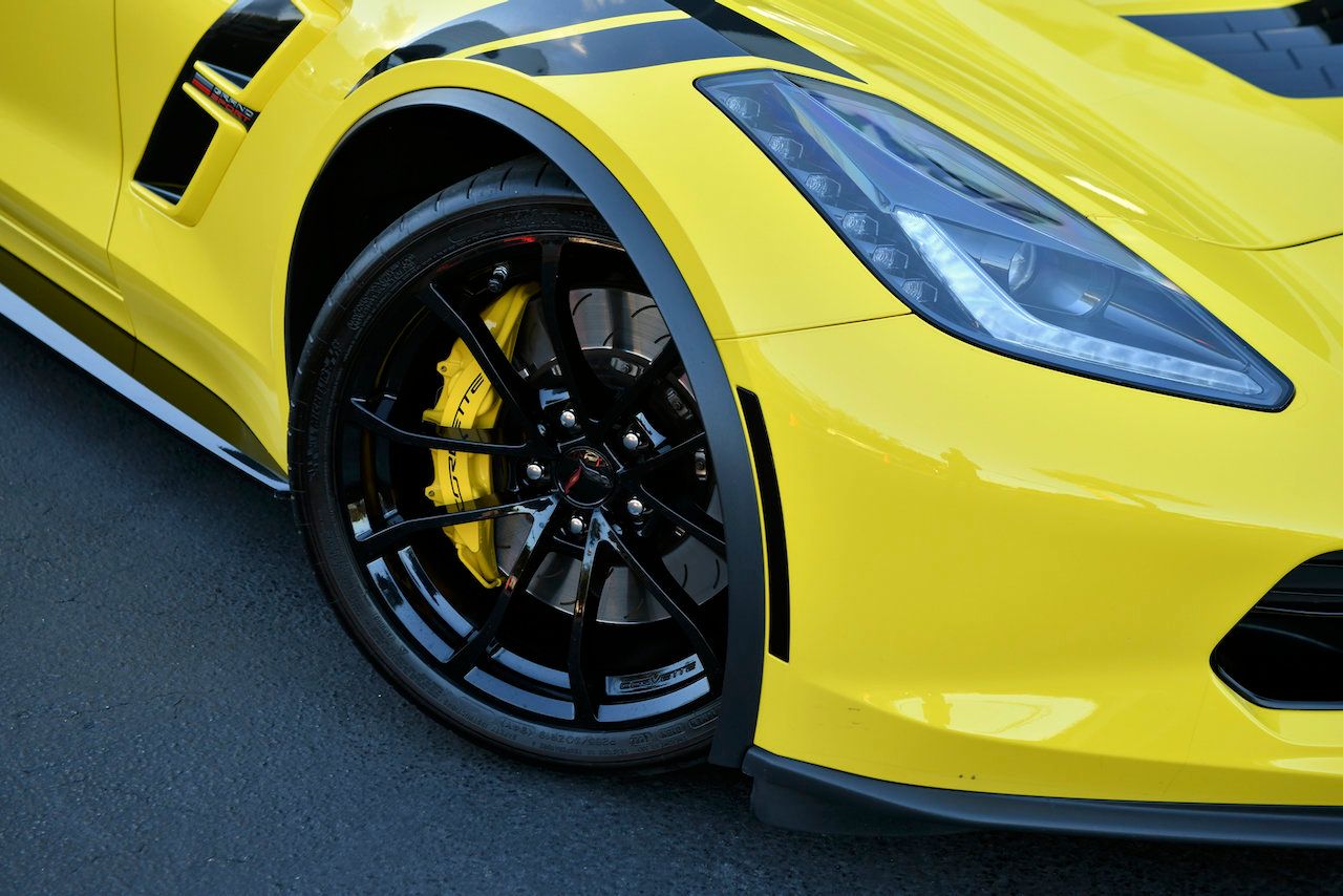 2019 Chevrolet Corvette Grand Sport Convertible 2LT photo 3