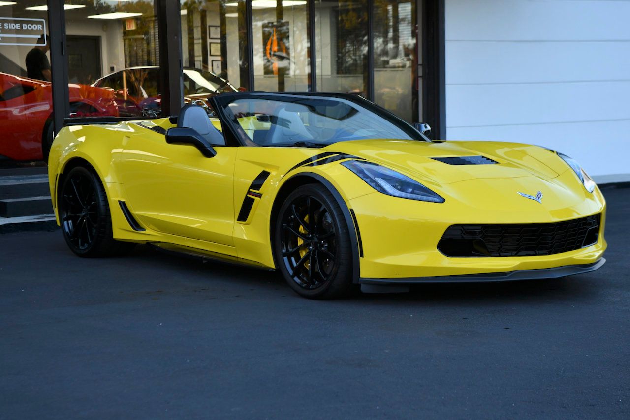 2019 Chevrolet Corvette Grand Sport Convertible 2LT photo 4