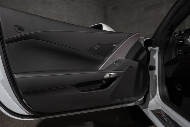 2019 Chevrolet Corvette 2dr Stingray Convertible w/1LT - 22950782 - 24