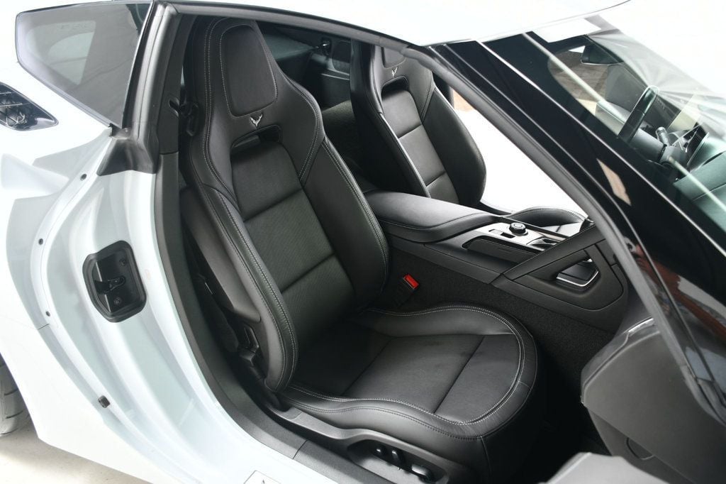 2019 Chevrolet Corvette Stingray Coupe 2LT photo 23