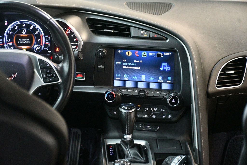 2019 Chevrolet Corvette Stingray Coupe 2LT photo 5