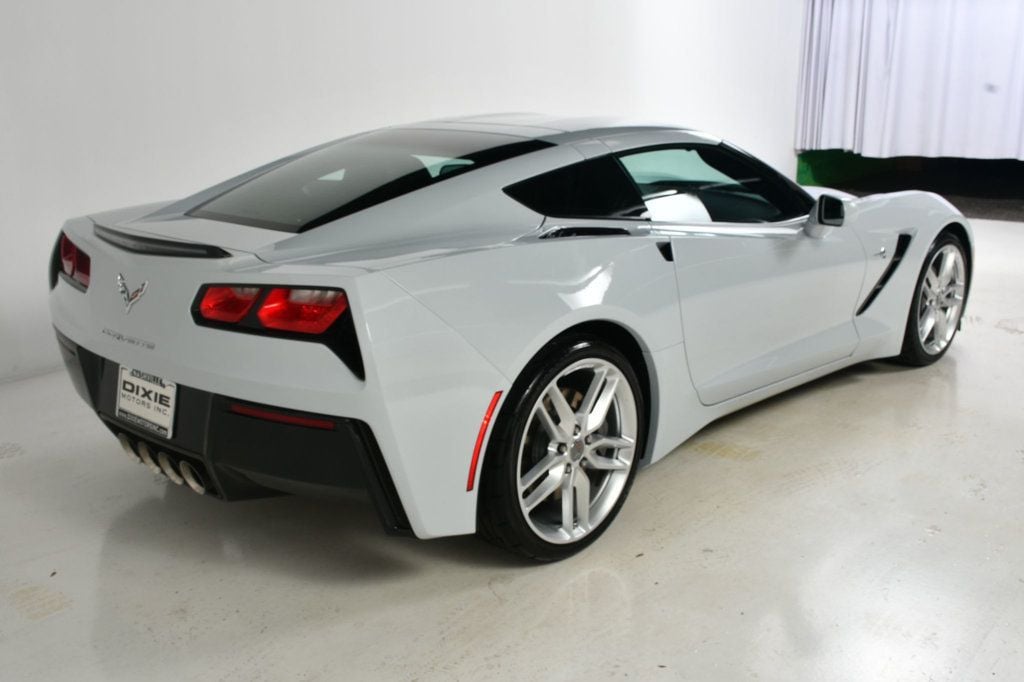 2019 Chevrolet Corvette Stingray Coupe 2LT photo 8