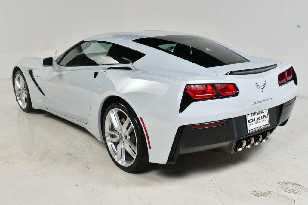 2019 Chevrolet Corvette Stingray Coupe 2LT photo 9