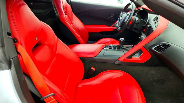 2019 Chevrolet Corvette 2dr Stingray Coupe w/2LT - 23043995 - 22