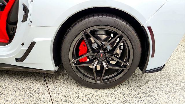 2019 Chevrolet Corvette 2dr Stingray Coupe w/2LT - 23043995 - 8