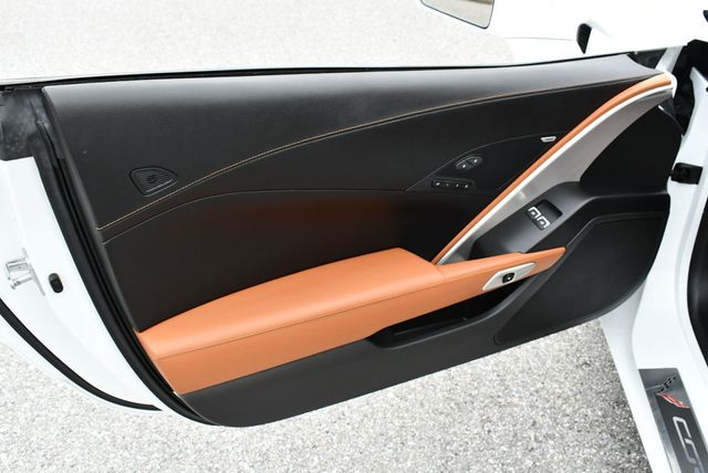 2019 Chevrolet Corvette 2dr Stingray Coupe W/2LT Preferred Equipment Package  - 22958958 - 10