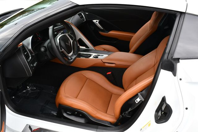 2019 Chevrolet Corvette 2dr Stingray Coupe W/2LT Preferred Equipment Package  - 22958958 - 38