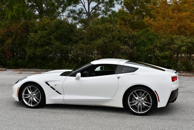 2019 Chevrolet Corvette 2dr Stingray Coupe W/2LT Preferred Equipment Package  - 22958958 - 3