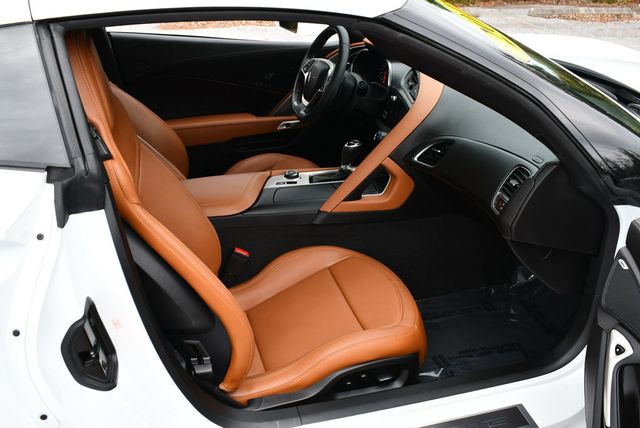 2019 Chevrolet Corvette 2dr Stingray Coupe W/2LT Preferred Equipment Package  - 22958958 - 40