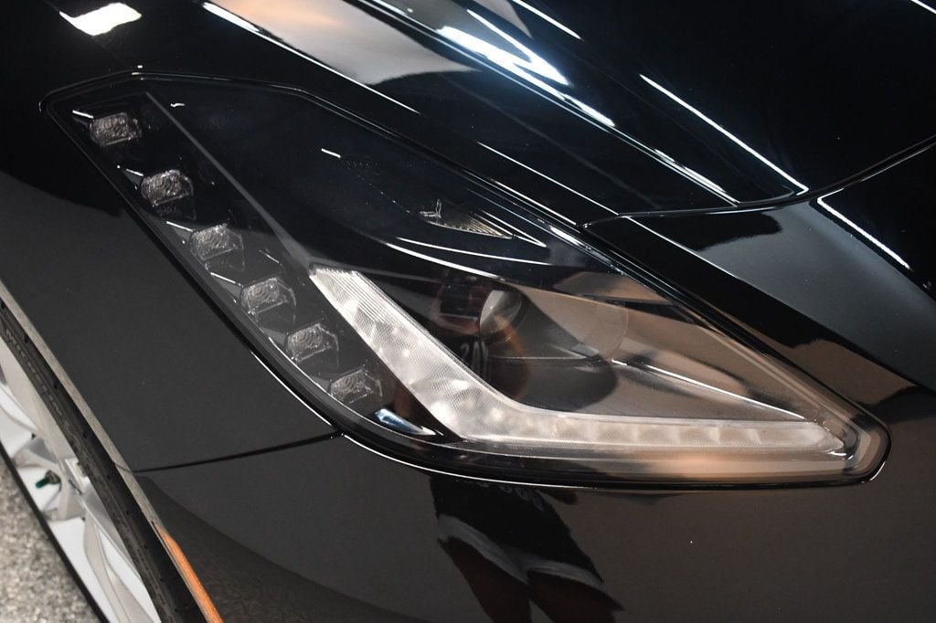 Chevrolet Corvette photo 10