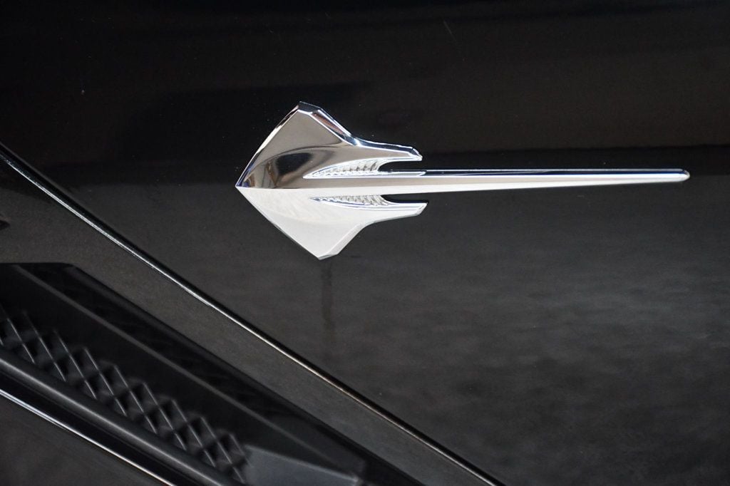 Chevrolet Corvette photo 18