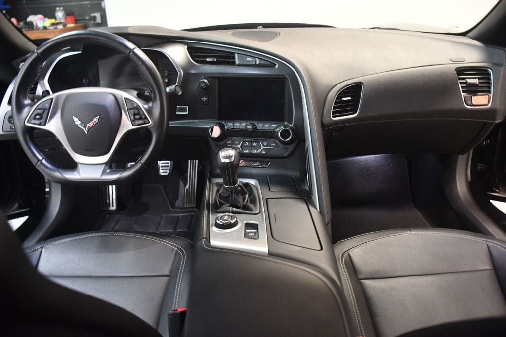 Chevrolet Corvette photo 5