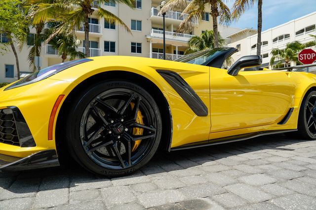 2019 Chevrolet Corvette 2dr ZR1 Convertible w/3ZR - 23029576 - 11