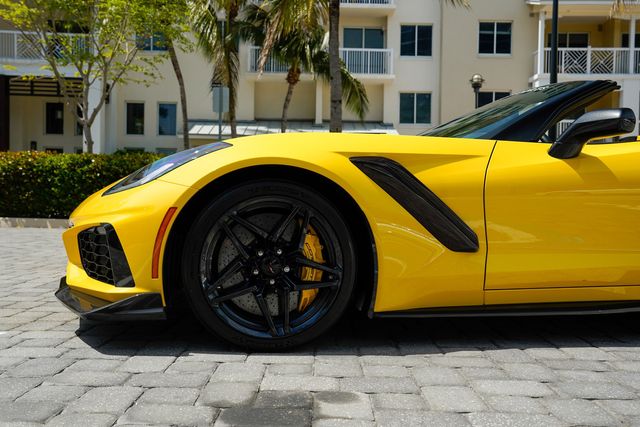 2019 Chevrolet Corvette 2dr ZR1 Convertible w/3ZR - 23029576 - 12