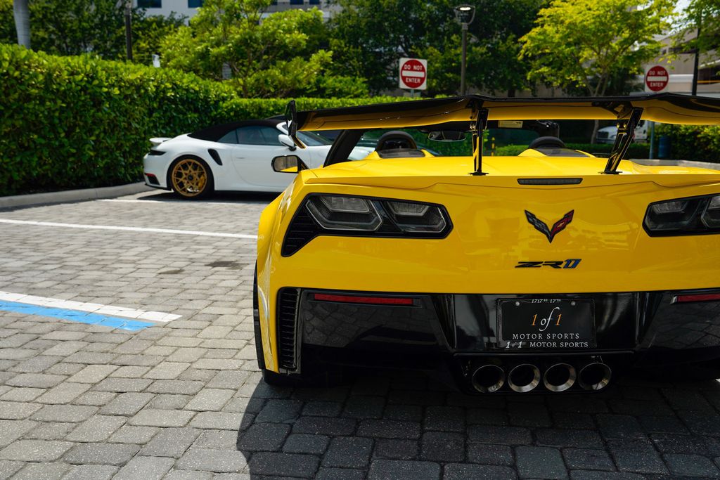 2019 Chevrolet Corvette 2dr ZR1 Convertible w/3ZR - 23029576 - 23