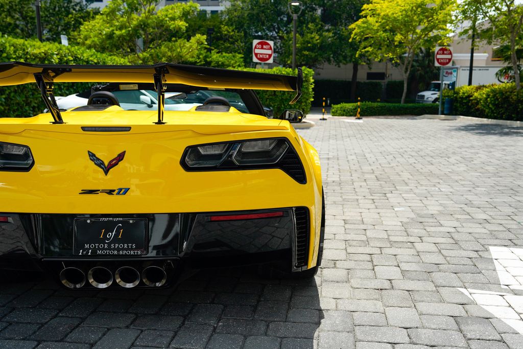 2019 Chevrolet Corvette 2dr ZR1 Convertible w/3ZR - 23029576 - 25
