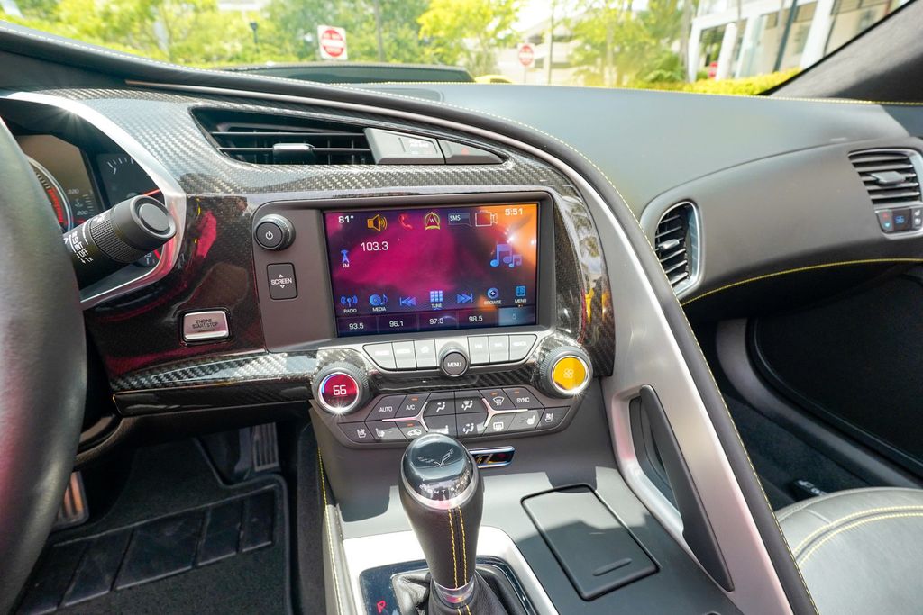 2019 Chevrolet Corvette 2dr ZR1 Convertible w/3ZR - 23029576 - 74