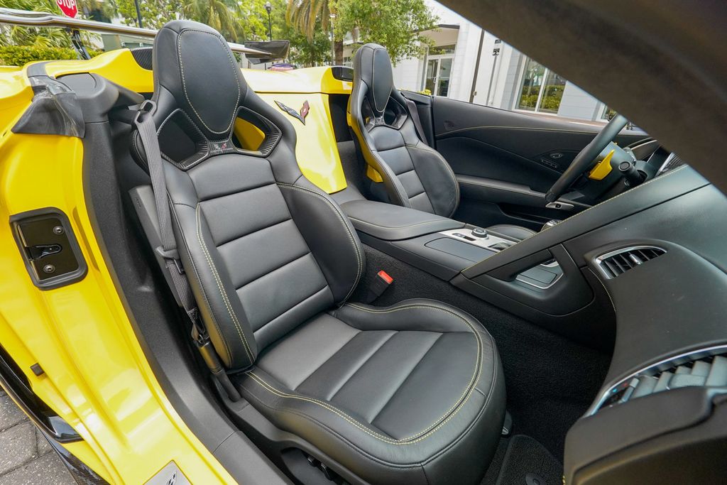 2019 Chevrolet Corvette 2dr ZR1 Convertible w/3ZR - 23029576 - 90