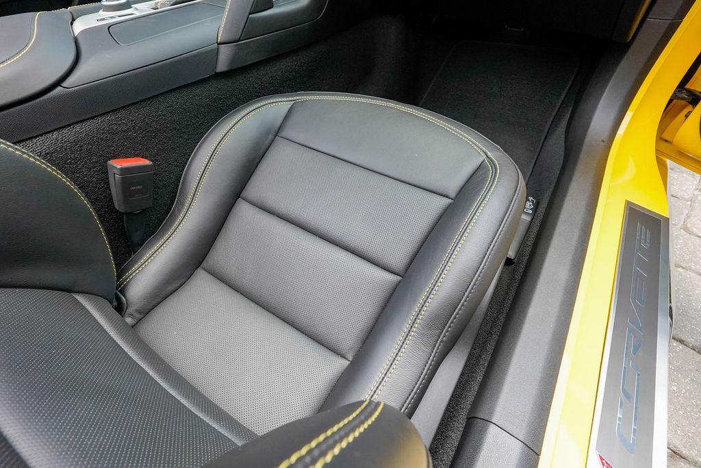 2019 Chevrolet Corvette 2dr ZR1 Convertible w/3ZR - 23029576 - 93