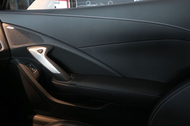 2019 Chevrolet Corvette 2dr ZR1 Coupe w/3ZR - 23026537 - 25