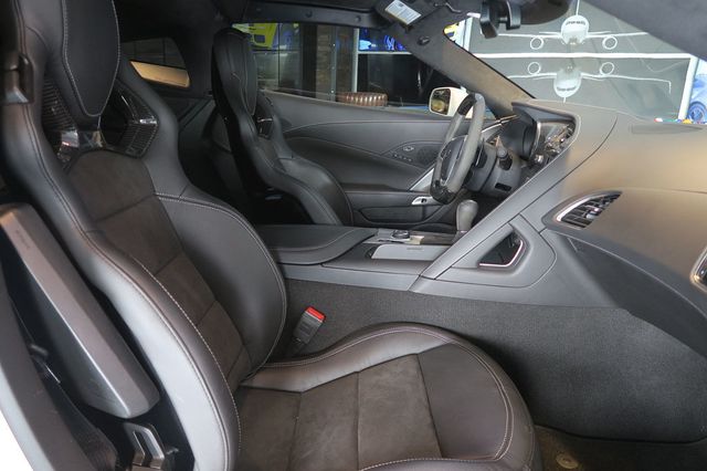 2019 Chevrolet Corvette 2dr ZR1 Coupe w/3ZR - 23026537 - 30