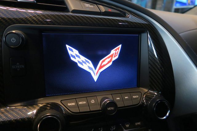 2019 Chevrolet Corvette 2dr ZR1 Coupe w/3ZR - 23026537 - 34