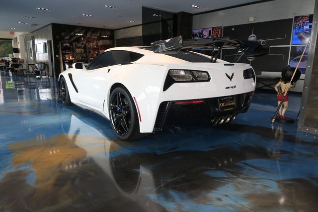 2019 Chevrolet Corvette 2dr ZR1 Coupe w/3ZR - 23026537 - 38