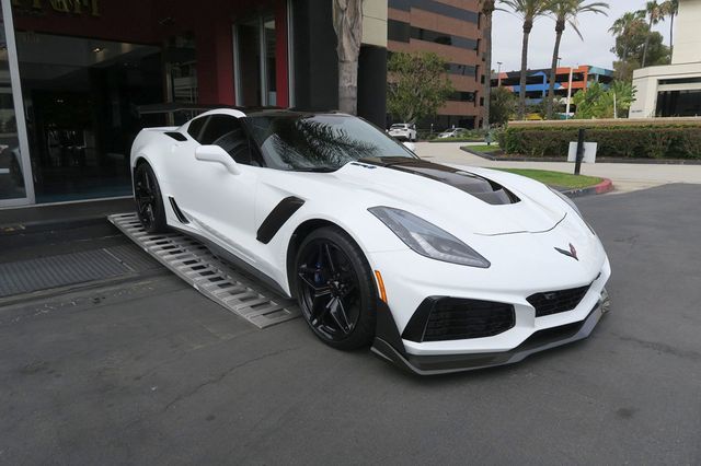 2019 Chevrolet Corvette 2dr ZR1 Coupe w/3ZR - 23026537 - 3