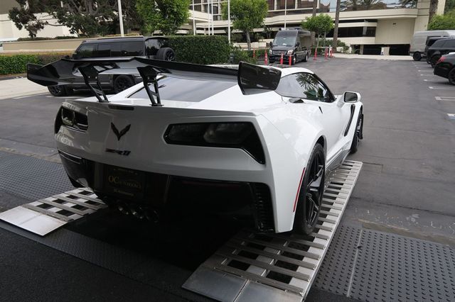 2019 Chevrolet Corvette 2dr ZR1 Coupe w/3ZR - 23026537 - 43