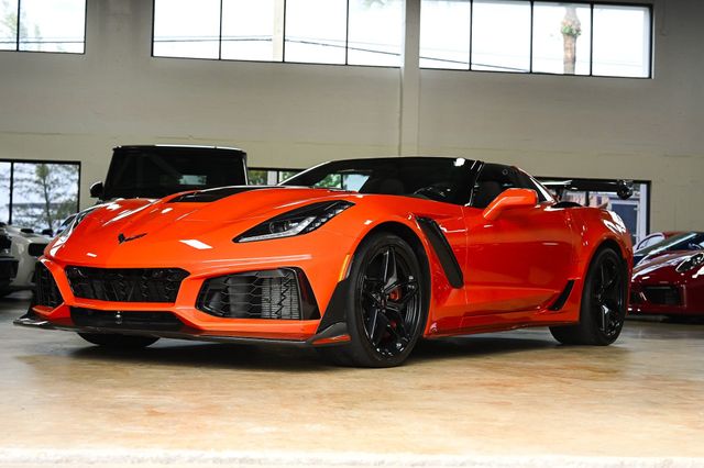 2019 Chevrolet Corvette 2dr ZR1 Coupe w/3ZR - 22935161 - 3