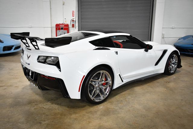 2019 Chevrolet Corvette 2dr ZR1 Coupe w/3ZR - 23035612 - 16