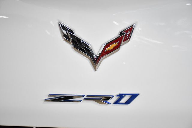 2019 Chevrolet Corvette 2dr ZR1 Coupe w/3ZR - 23035612 - 25