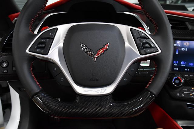 2019 Chevrolet Corvette 2dr ZR1 Coupe w/3ZR - 23035612 - 52