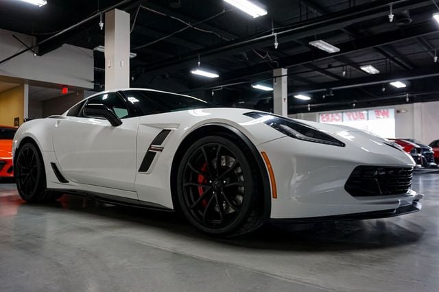 2019 Chevrolet Corvette *Grand Sport 2LT* *7-Speed Manual* *White/Red* *Only 19k MIles*  - 22980155 - 3