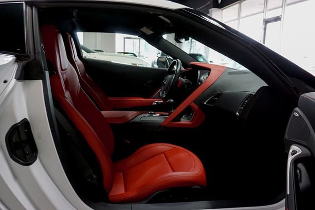 2019 Chevrolet Corvette *Grand Sport 2LT* *7-Speed Manual* *White/Red* *Only 19k MIles*  - 22980155 - 39