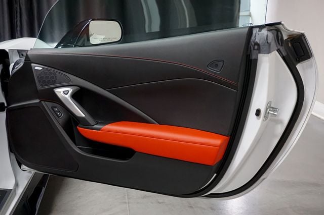 2019 Chevrolet Corvette *Grand Sport 2LT* *7-Speed Manual* *White/Red* *Only 19k MIles*  - 22980155 - 57