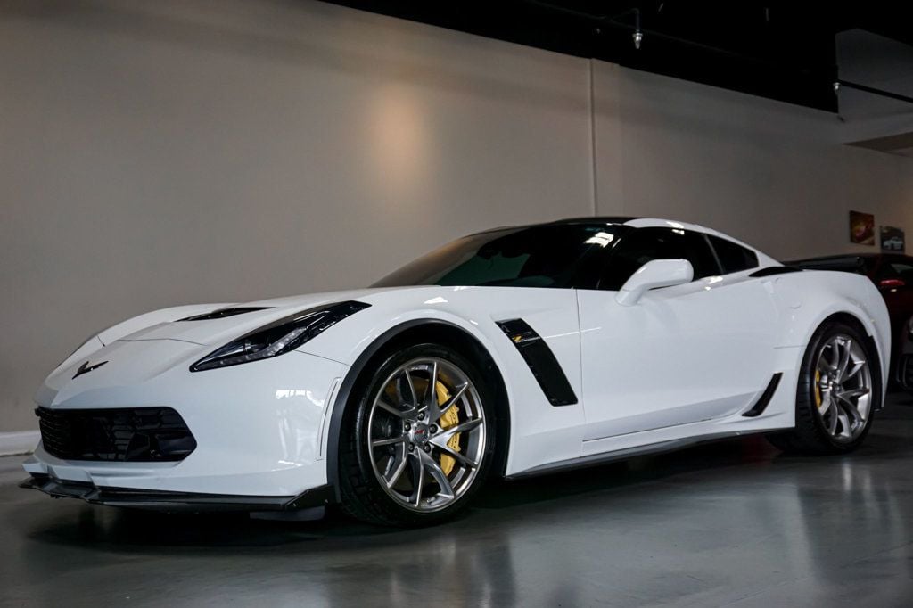 2019 Chevrolet Corvette Z06 2LZ photo 3