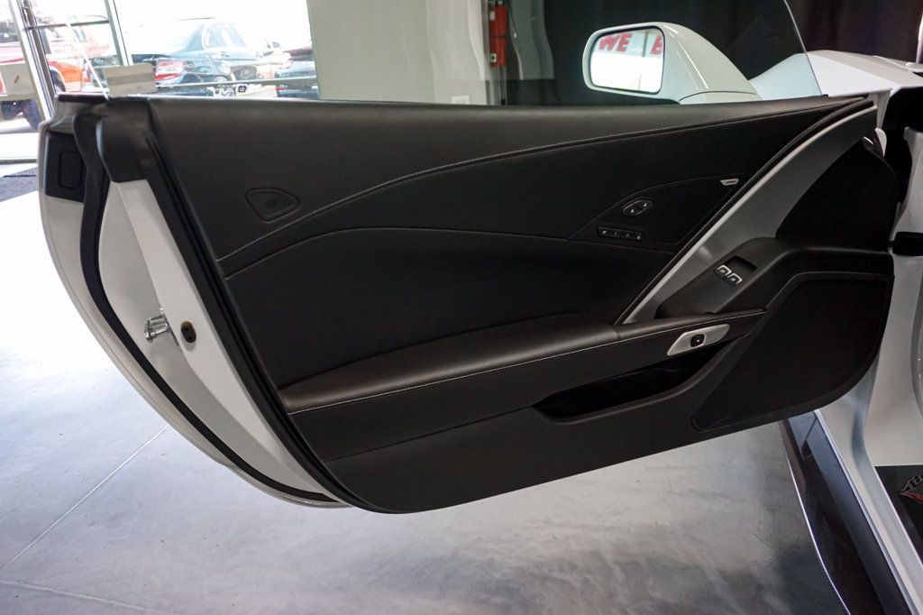 2019 Chevrolet Corvette *Z06 2LZ* *Z07-Ultimate Performance Pkg* *7-Speed Manual* - 22844525 - 18