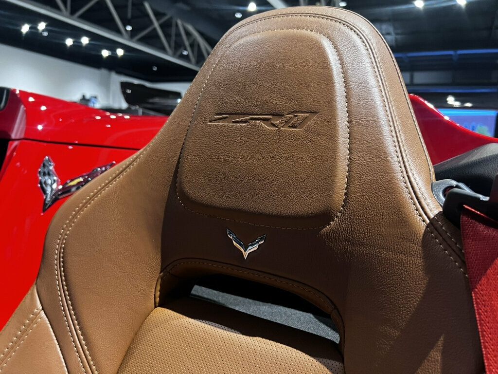 2019 Chevrolet Corvette ZR1/3ZR/TrackPerfPkg/RemoteStart/Htd&CldSeats/CarbonCeramics - 23056811 - 22