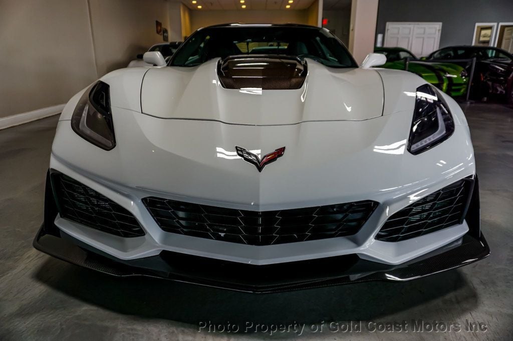 2019 Chevrolet Corvette *ZR-1 Coupe* *Track Performance Package* - 22419610 - 14