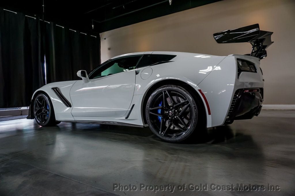 2019 Chevrolet Corvette *ZR-1 Coupe* *Track Performance Package* - 22419610 - 46