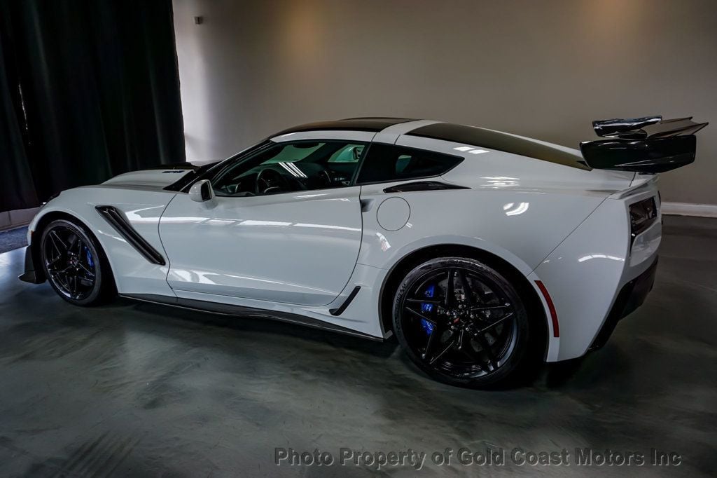2019 Chevrolet Corvette *ZR-1 Coupe* *Track Performance Package* - 22419610 - 5