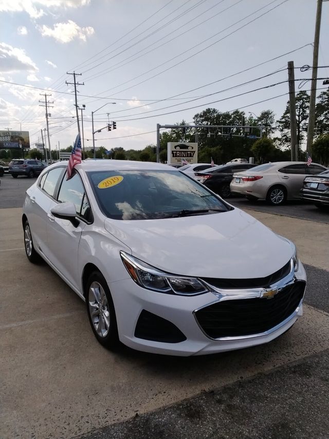 2019 Chevrolet CRUZE 4dr Hatchback LS - 23017807 - 0