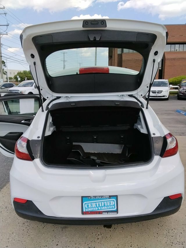 2019 Chevrolet CRUZE 4dr Hatchback LS - 23017807 - 12