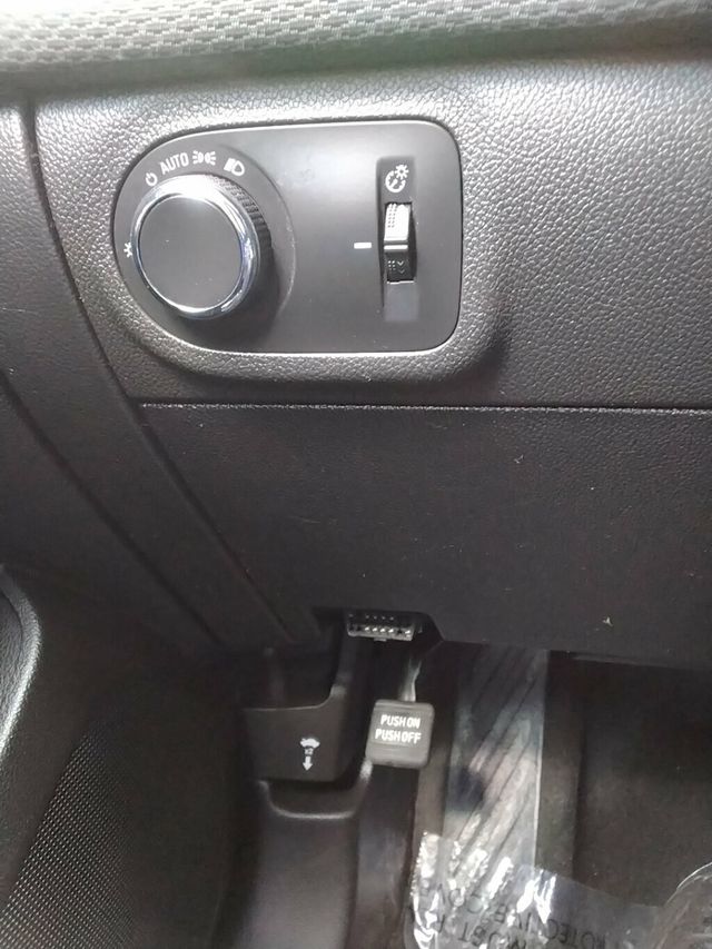 2019 Chevrolet CRUZE 4dr Hatchback LS - 23017807 - 14