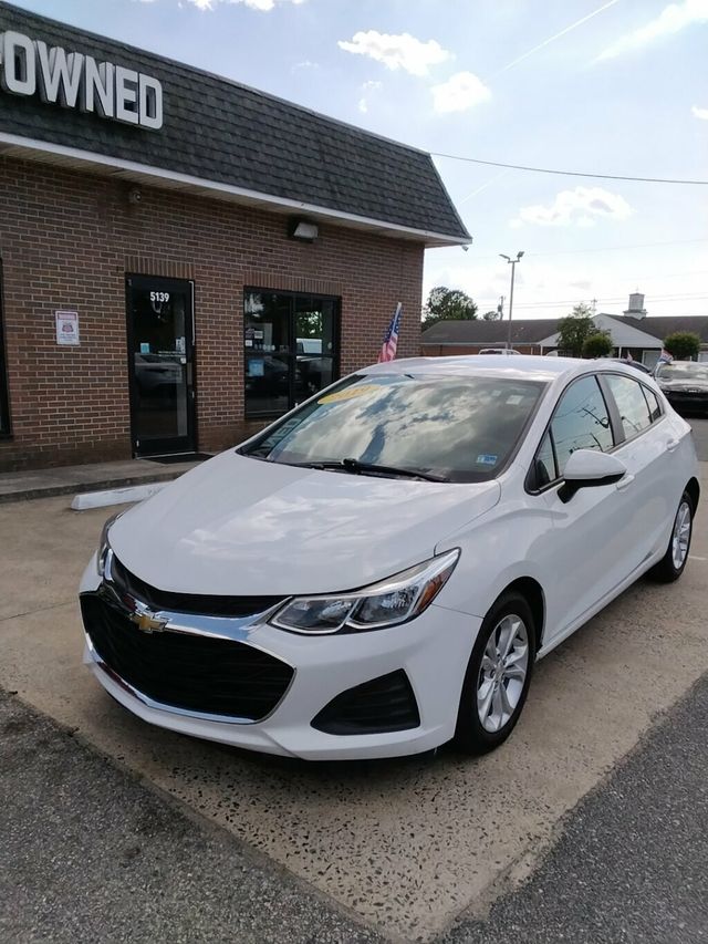 2019 Chevrolet CRUZE 4dr Hatchback LS - 23017807 - 1
