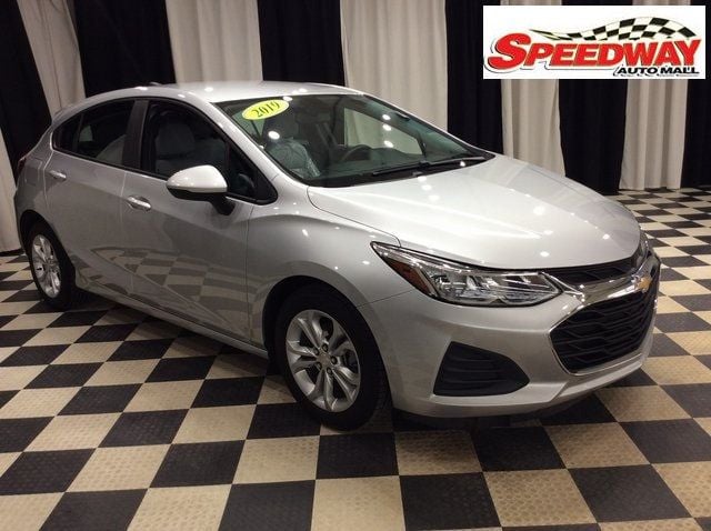 2019 Chevrolet CRUZE 4dr Hatchback LS - 22772926 - 0